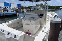 2006 Boston Whaler Outrage 270