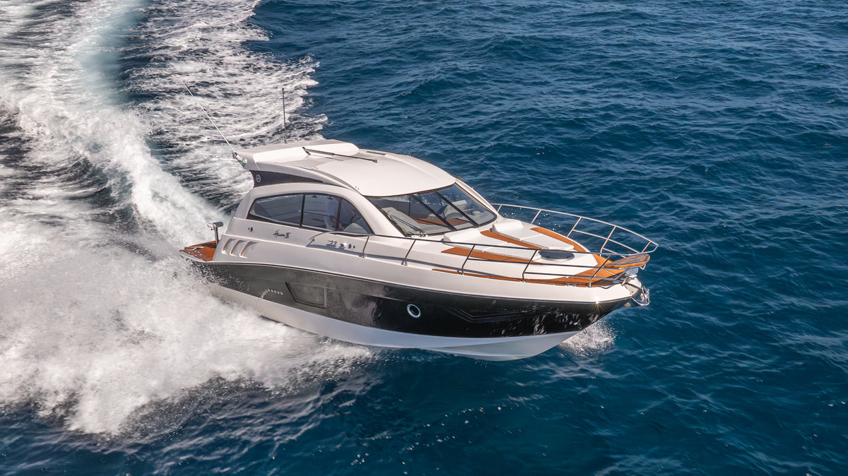 2026 Hanover Yachts 375 – White & Black Edition