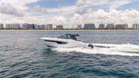 2021 Cruisers Yachts 38 GLS