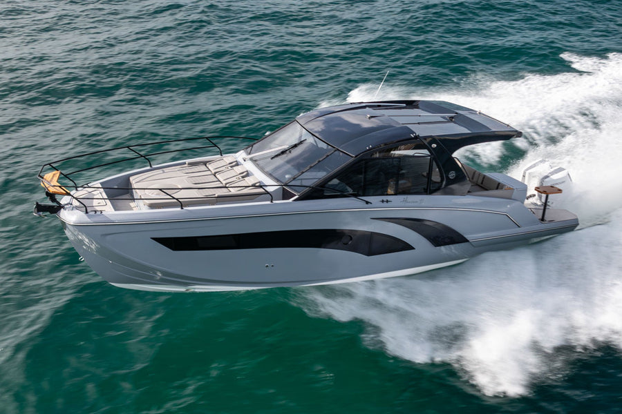 2024 Hanover 387 Alpine Gray