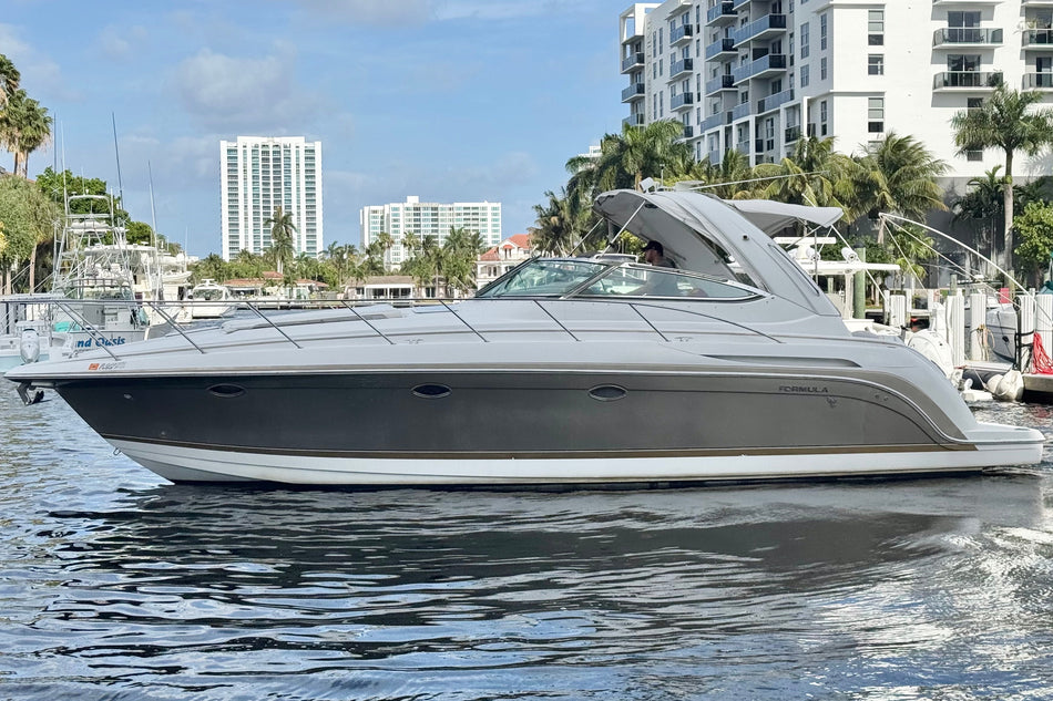 2004 Formula 37 Performance Cruiser