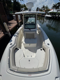 2019 Boston Whaler 250 Outrage