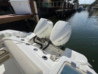 2019 Boston Whaler 250 Outrage
