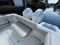 2019 Boston Whaler 250 Outrage
