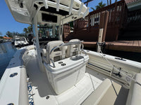 2019 Boston Whaler 250 Outrage