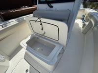 2019 Boston Whaler 250 Outrage