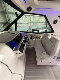 2022 Sea Ray 320 Sundancer Outboard
