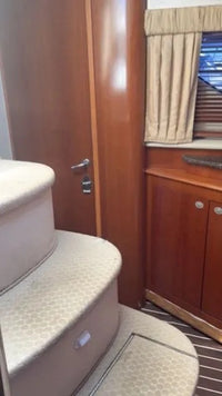 2005 Sea Ray 390 Motor Yacht