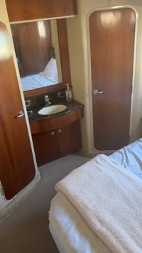 2005 Sea Ray 390 Motor Yacht