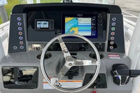 2023 Robalo R242 Center Console