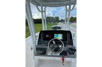 2023 Robalo R242 Center Console