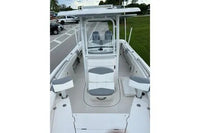 2023 Robalo R242 Center Console