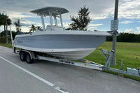 2023 Robalo R242 Center Console