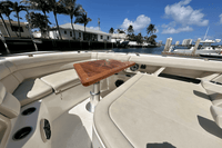 2019 Boston Whaler 350 Realm