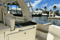 2019 Boston Whaler 350 Realm